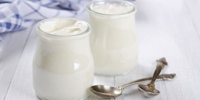natierleche Joghurt fir Gewiichtsverloscht